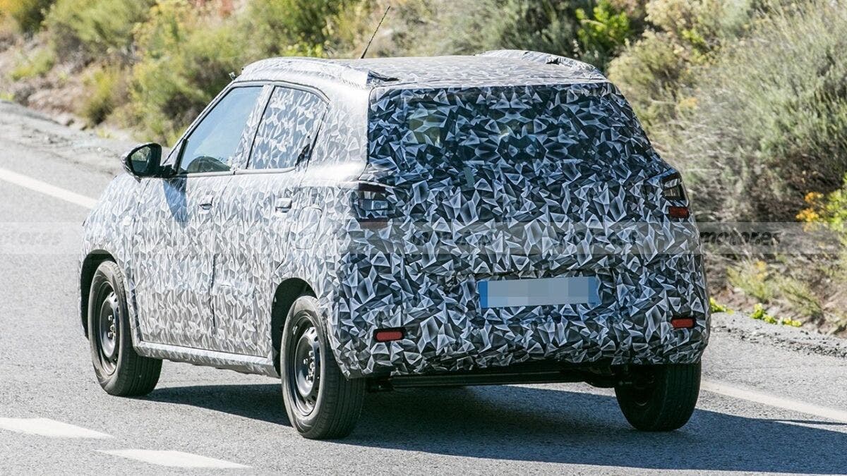 Nuova Citroën C3 foto spia Europa