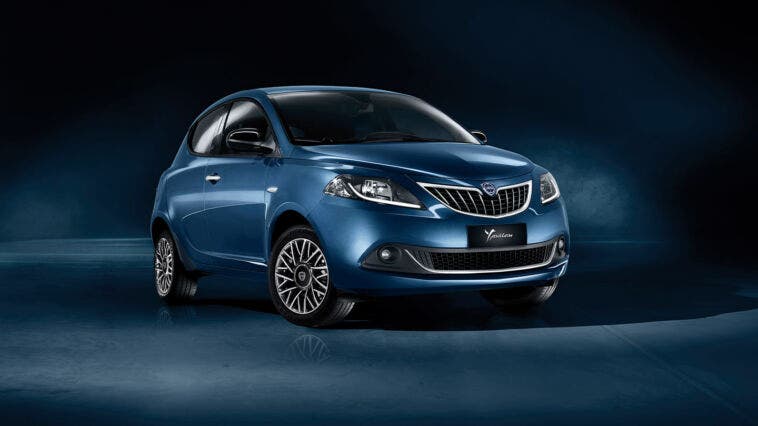 Nuova Lancia Ypsilon Hybrid Silver promozione