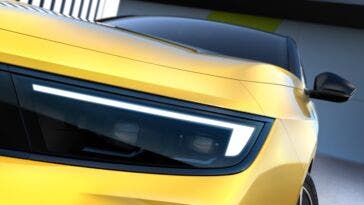 Nuova Opel Astra foto ufficiali