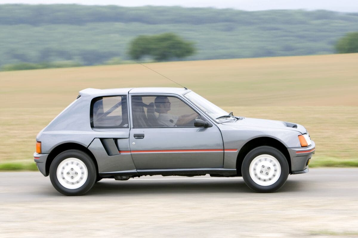 Peugeot 205 T16