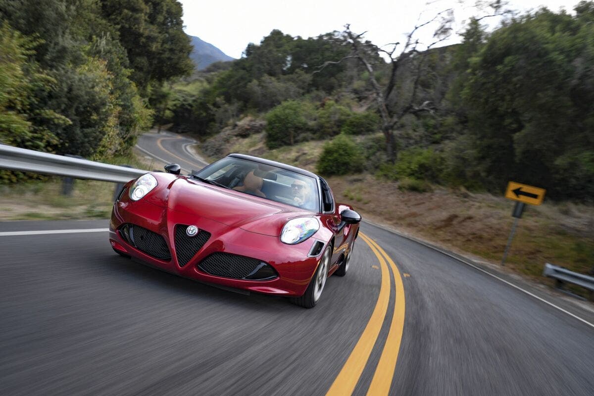 Alfa Romeo 4C 33 Stradale Tributo Australia