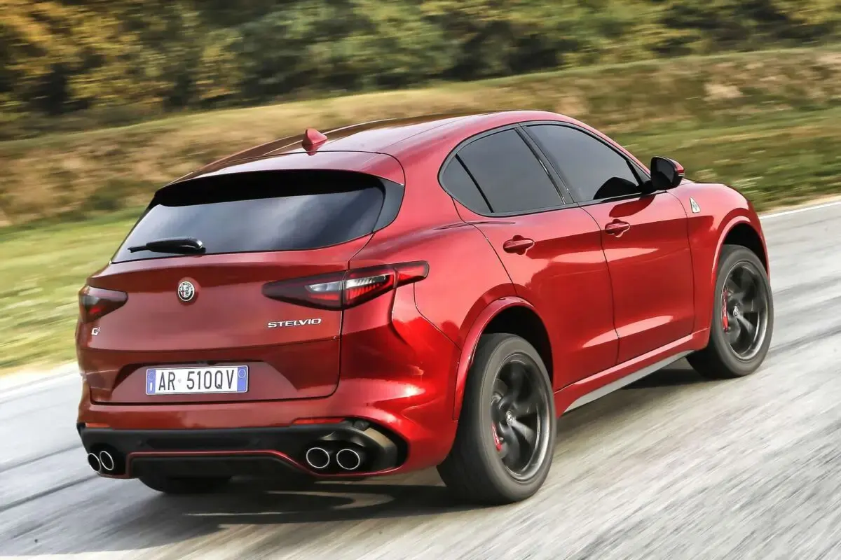 Alfa Romeo Stelvio 2022 ultime indiscrezioni