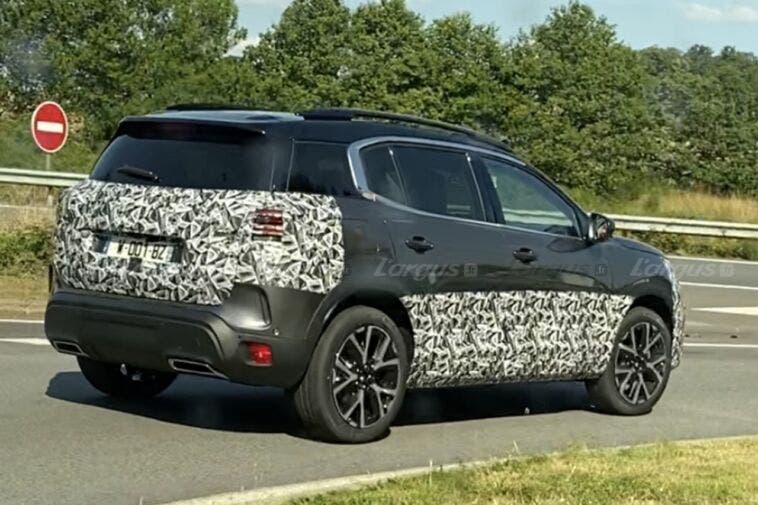 Citroën C5 Aircross 2023 prototipo foto spia