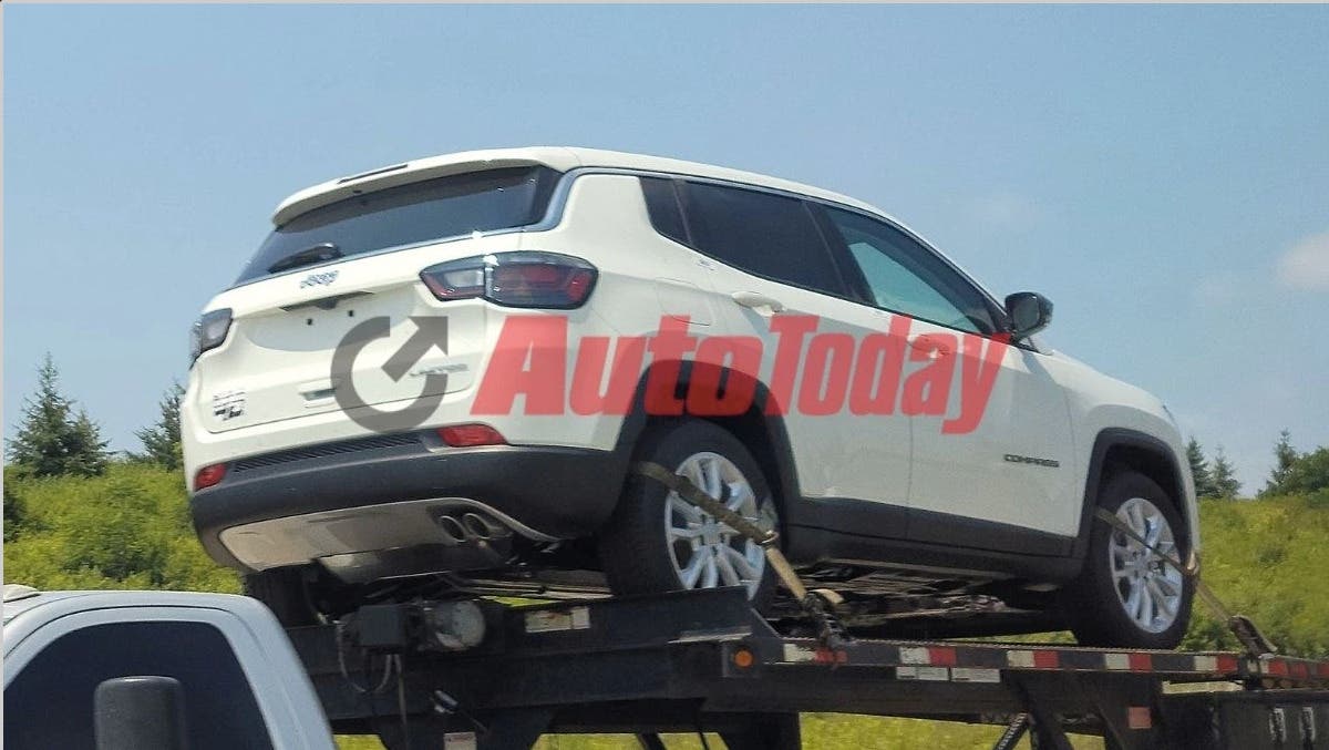 Jeep Compass 2022 mild hybrid prototipo foto spia