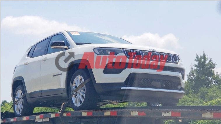 Jeep Compass 2022 mild hybrid prototipo foto spia