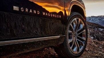 Jeep Grand Wagoneer