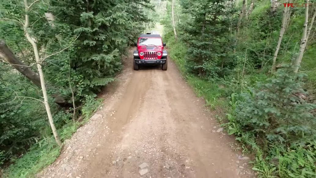 Jeep Wrangler vs Ford Bronco vs Land Rover Defender test off-road