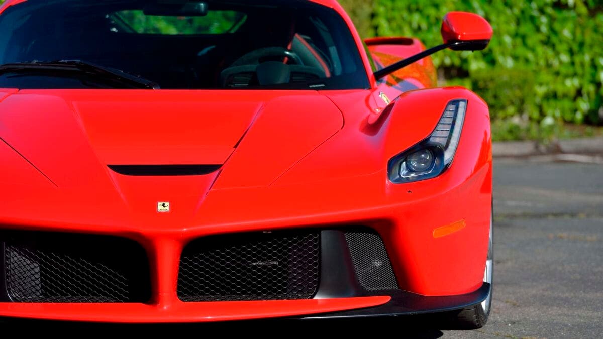 LaFerrari 2014 asta Mecum Auctions