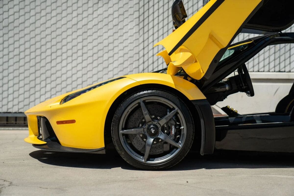 LaFerrari Giallo Triplo Strato in vendita