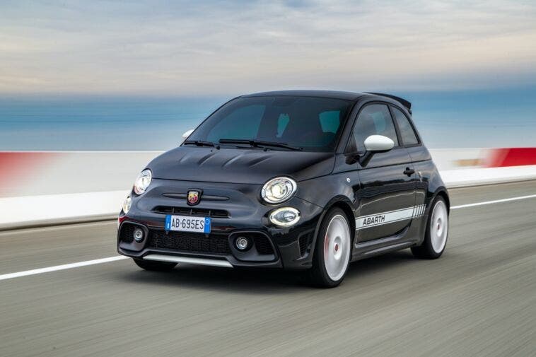 Nuova Abarth 695 Esseesse