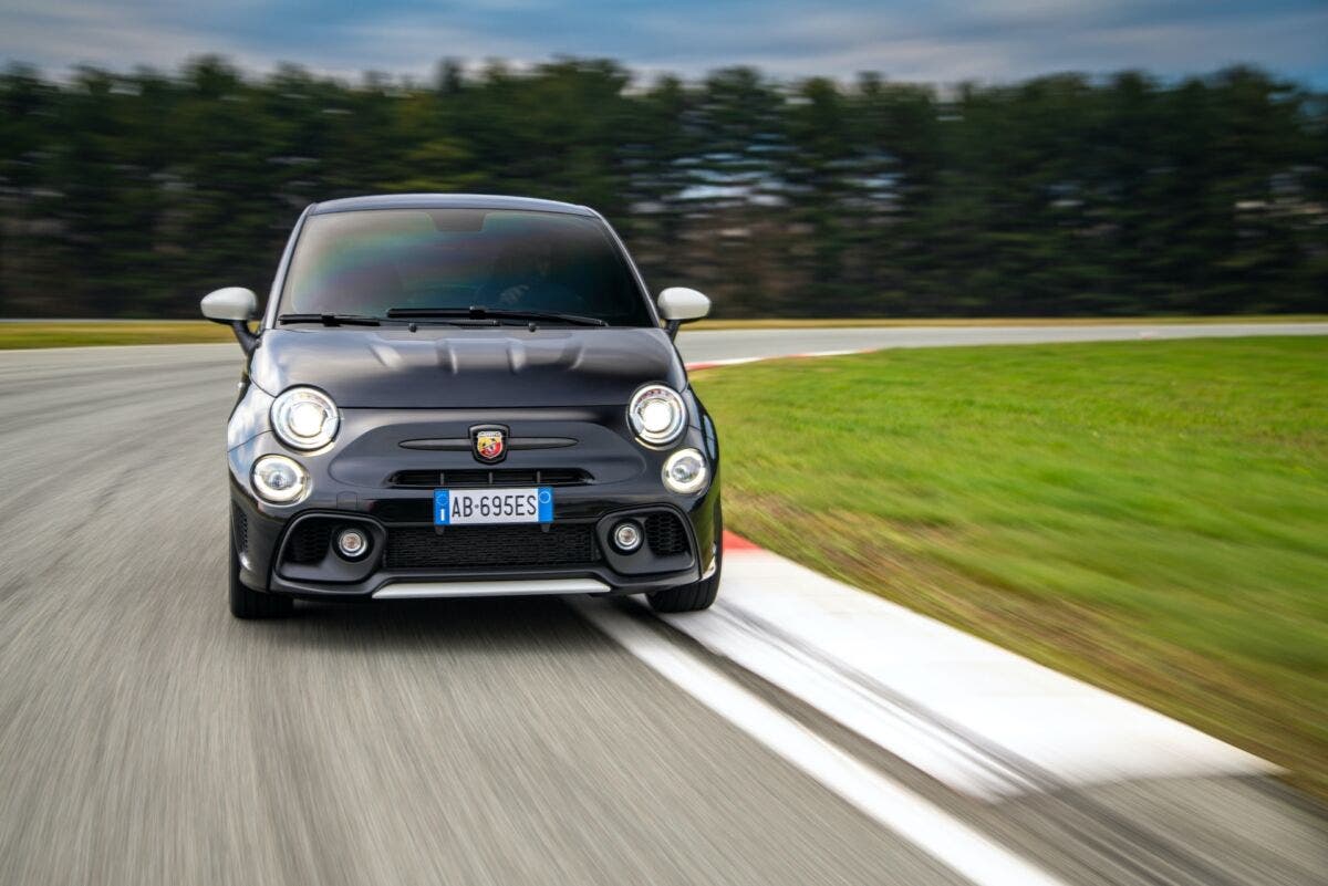 Nuova Abarth 695 Esseesse