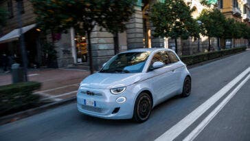 Nuova Fiat 500 Elettrica premio guidatori europei