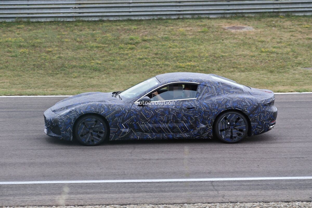 Nuova Maserati GranTurismo foto spia