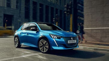 Nuova Peugeot e-208 Free2Move Lease