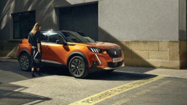 Nuovo Peugeot 2008 Allure Pack Free2Move Lease
