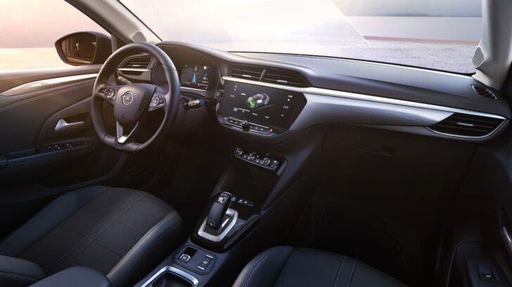 Opel Corsa-e sempre connessa
