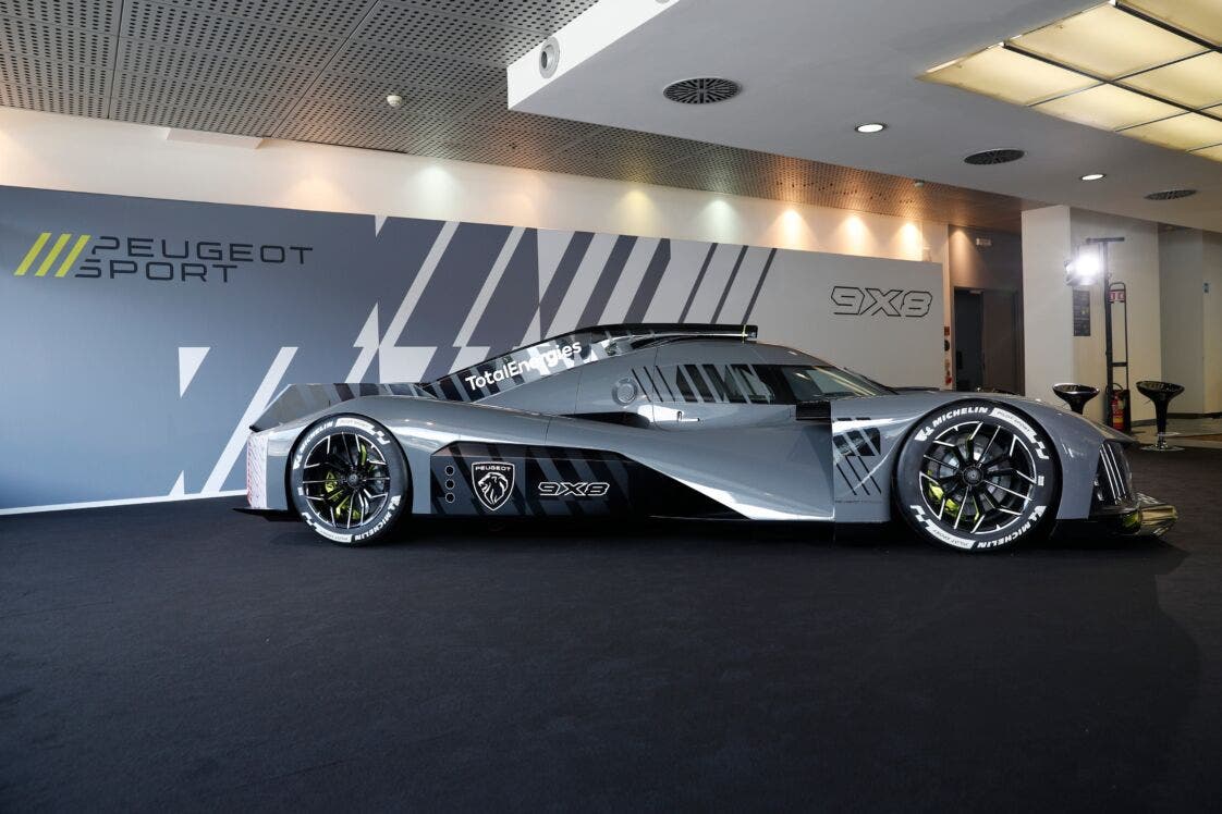 Peugeot 9x8 hypercar