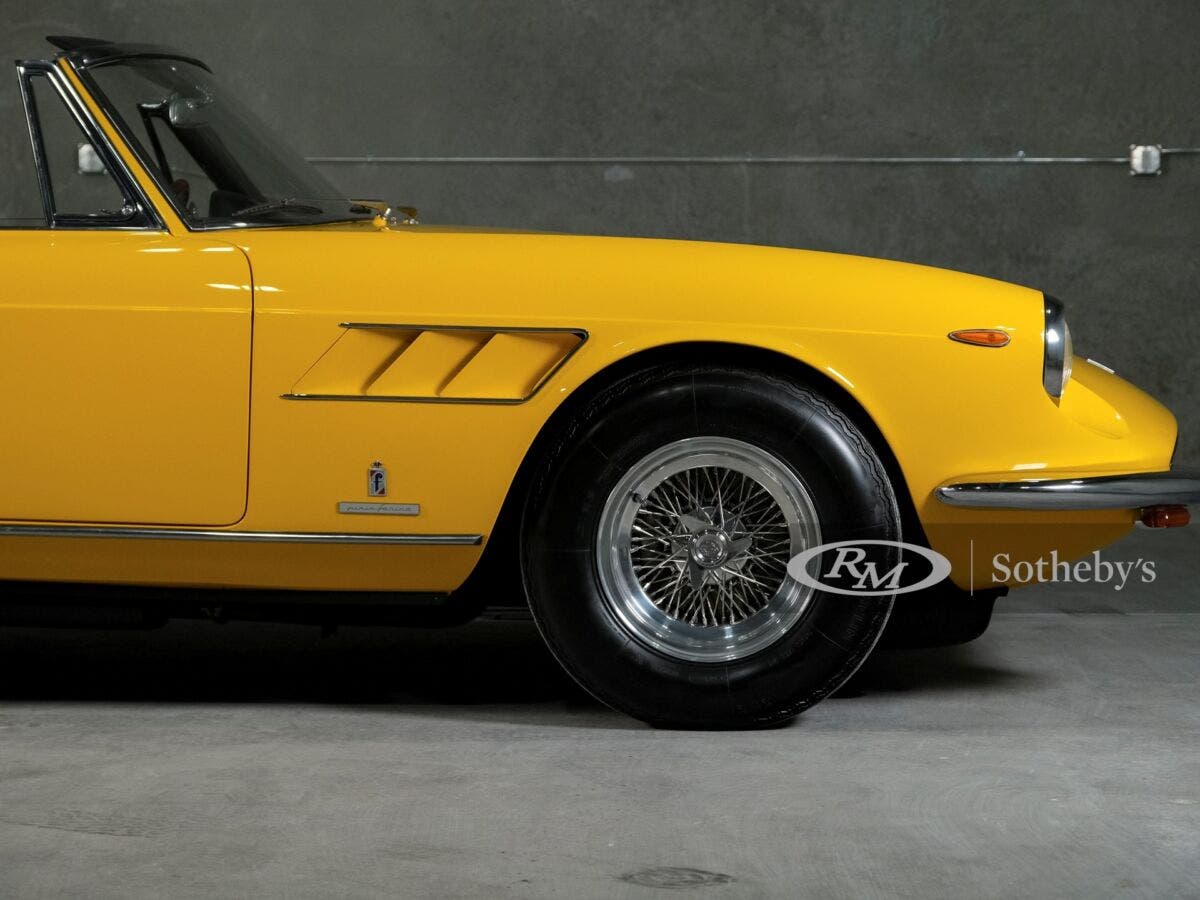 Ferrari 330 GTS 1968 asta