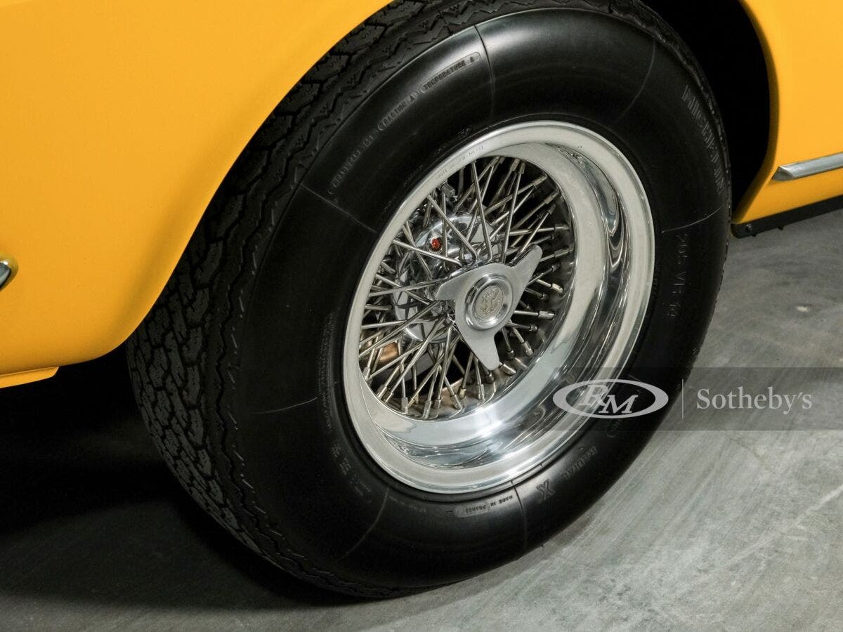 Ferrari 330 GTS 1968 asta