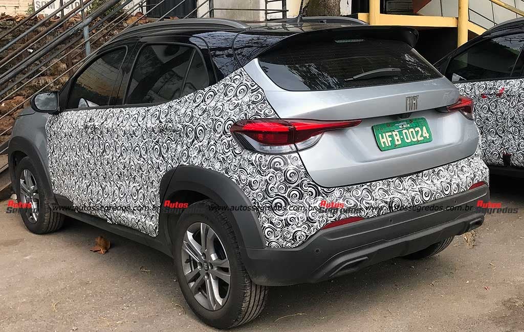 Fiat Pulse due prototipi foto spia