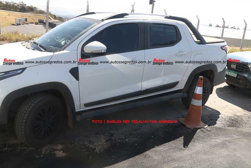 Fiat Strada Ranch CVT prototipo foto spia