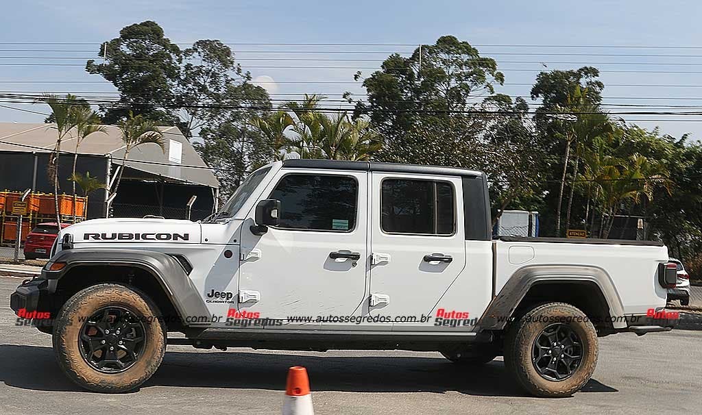 Jeep Gladiator prototipi Brasile foto spia