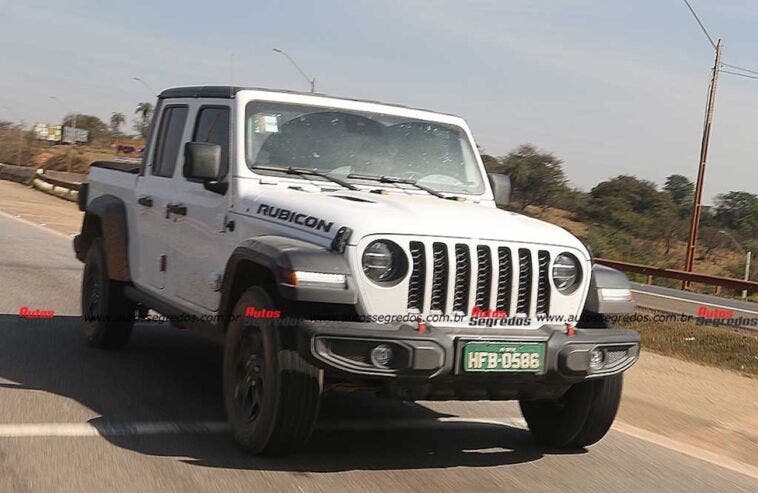 Jeep Gladiator prototipi Brasile foto spia