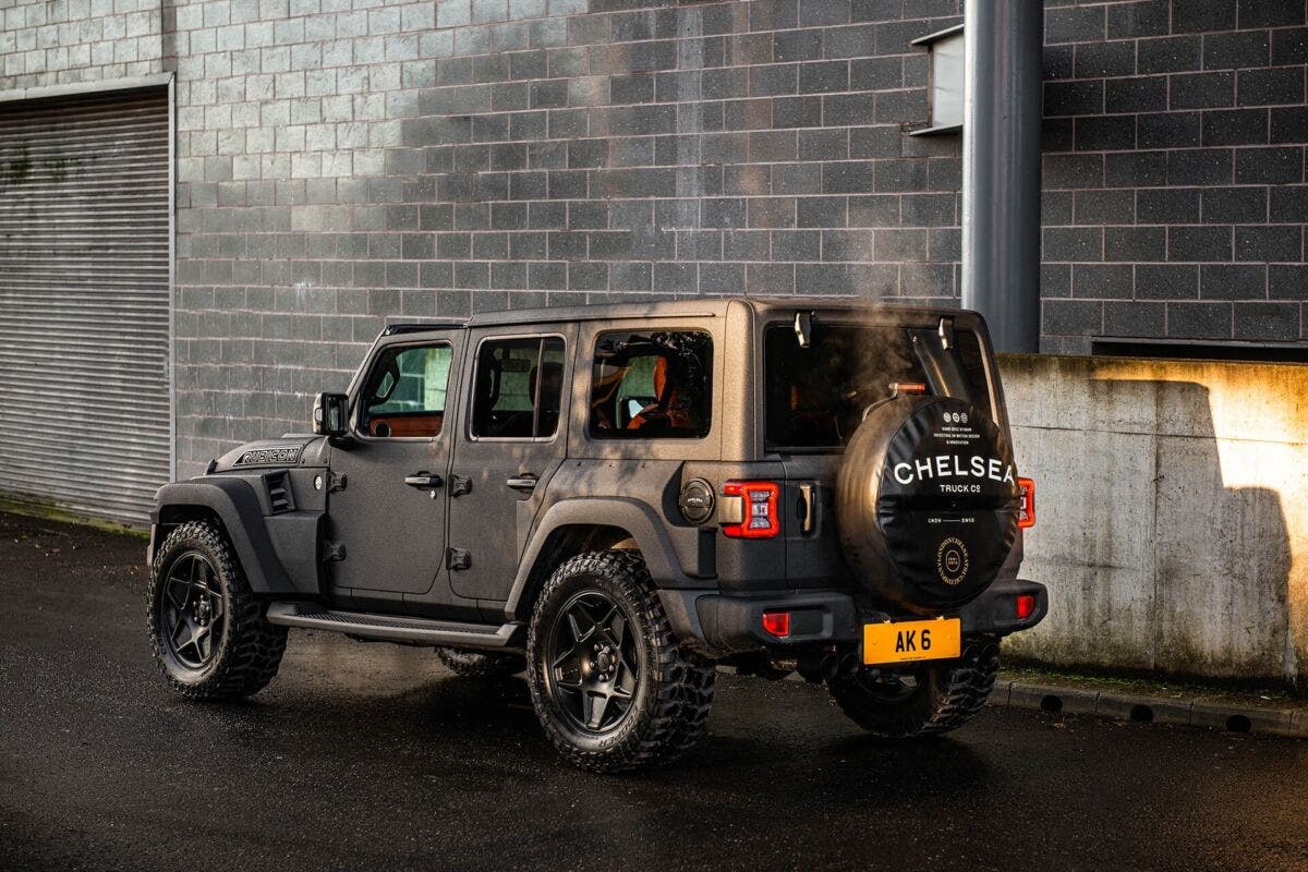 Jeep Wrangler Black Hawk Kahn Design