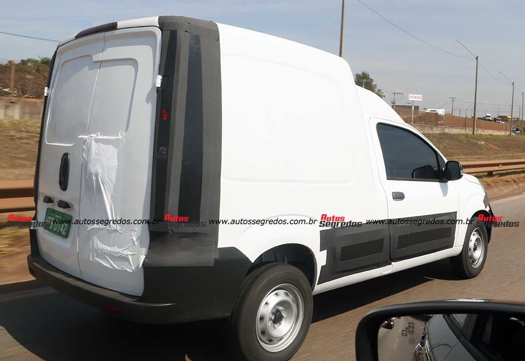 Nuovo Fiat Fiorino foto spia