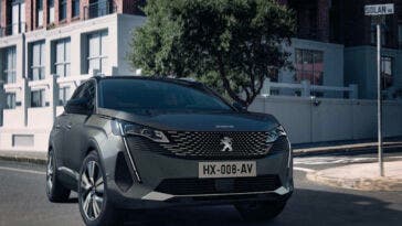 Nuovo Peugeot 3008 Allure Pack Free2Move Lease