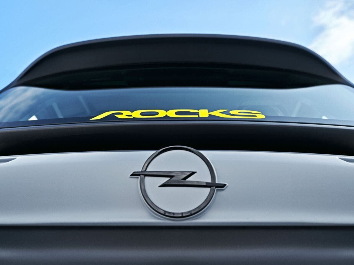 Opel Rocks-e