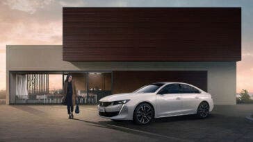 Peugeot 508 Hybrid Allure Pack finanziamento I-Move