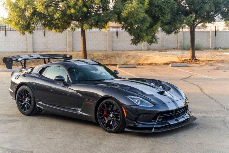 Dodge Viper ACR Extreme Aero 2016 asta