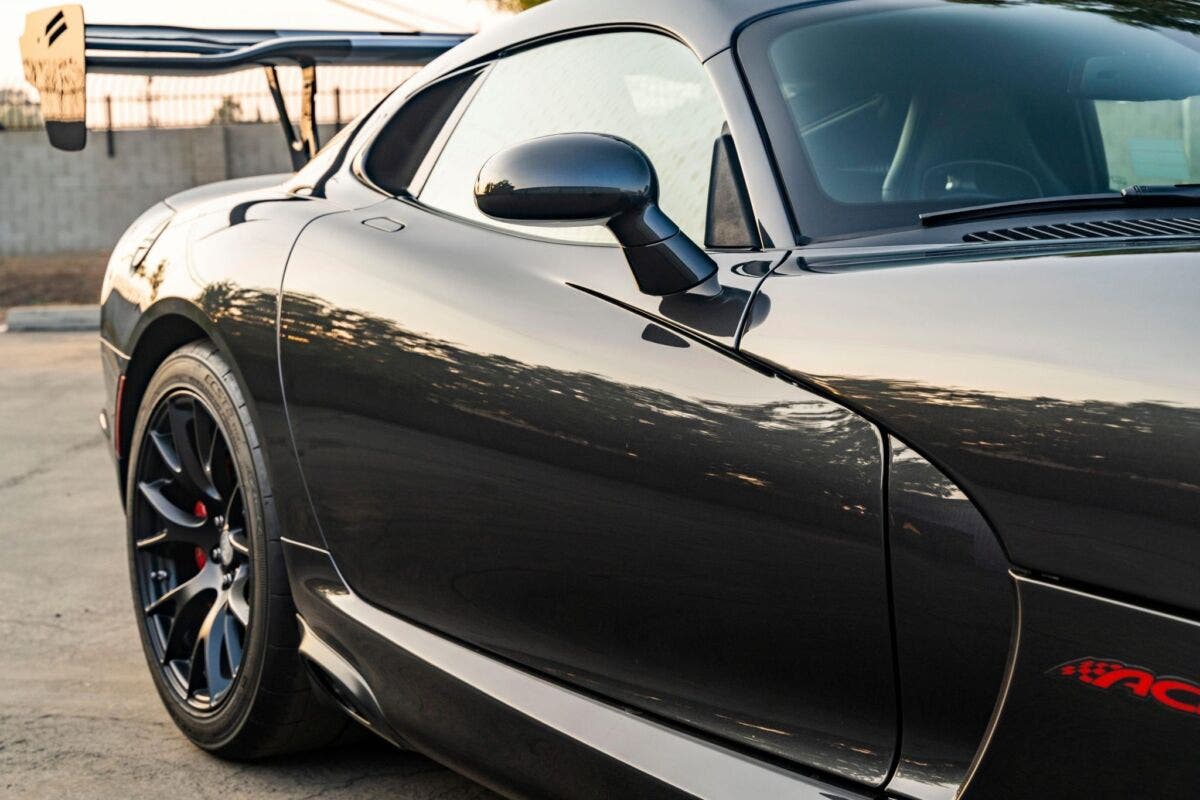 Dodge Viper ACR Extreme Aero 2016 asta