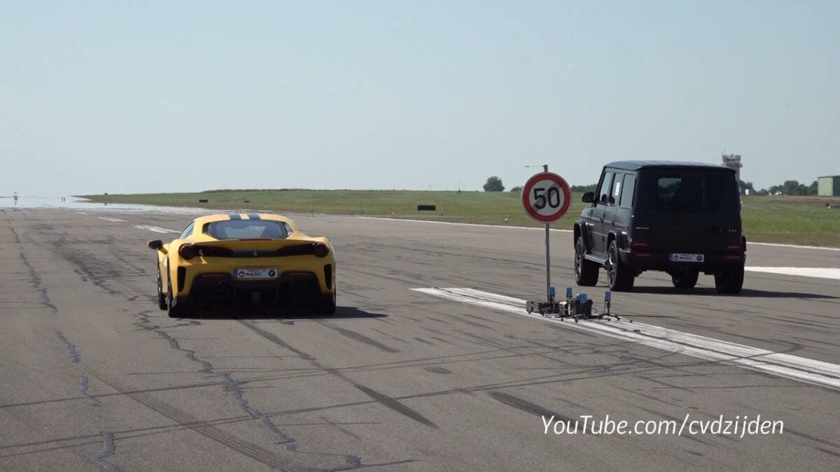 Ferrari 488 Pista vs Mercedes-AMG G 63 drag race