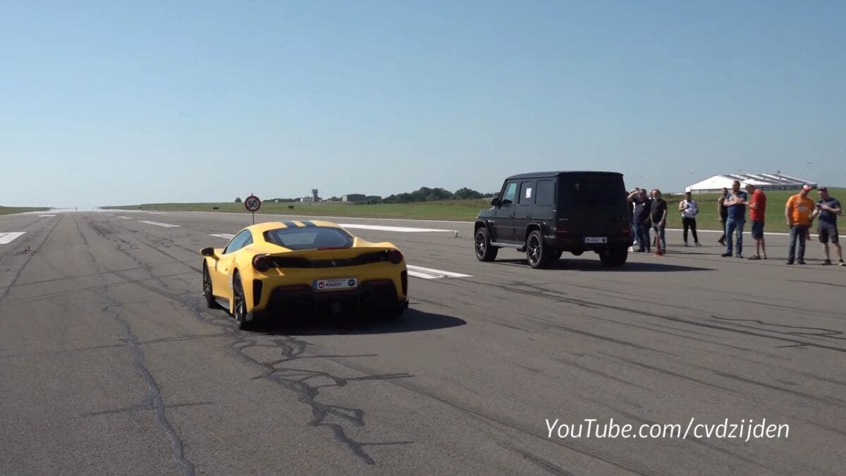 Ferrari 488 Pista vs Mercedes-AMG G 63 drag race