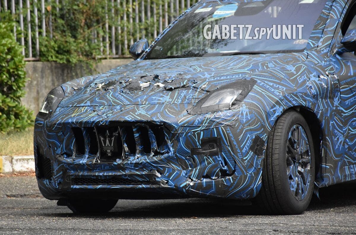 Maserati Grecale nuovo avvistamento foto spia