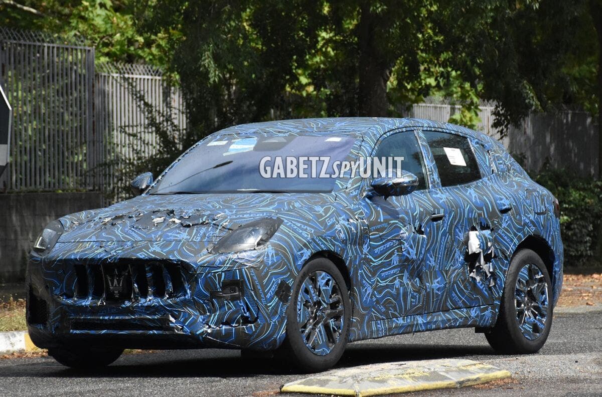 Maserati Grecale nuovo avvistamento foto spia