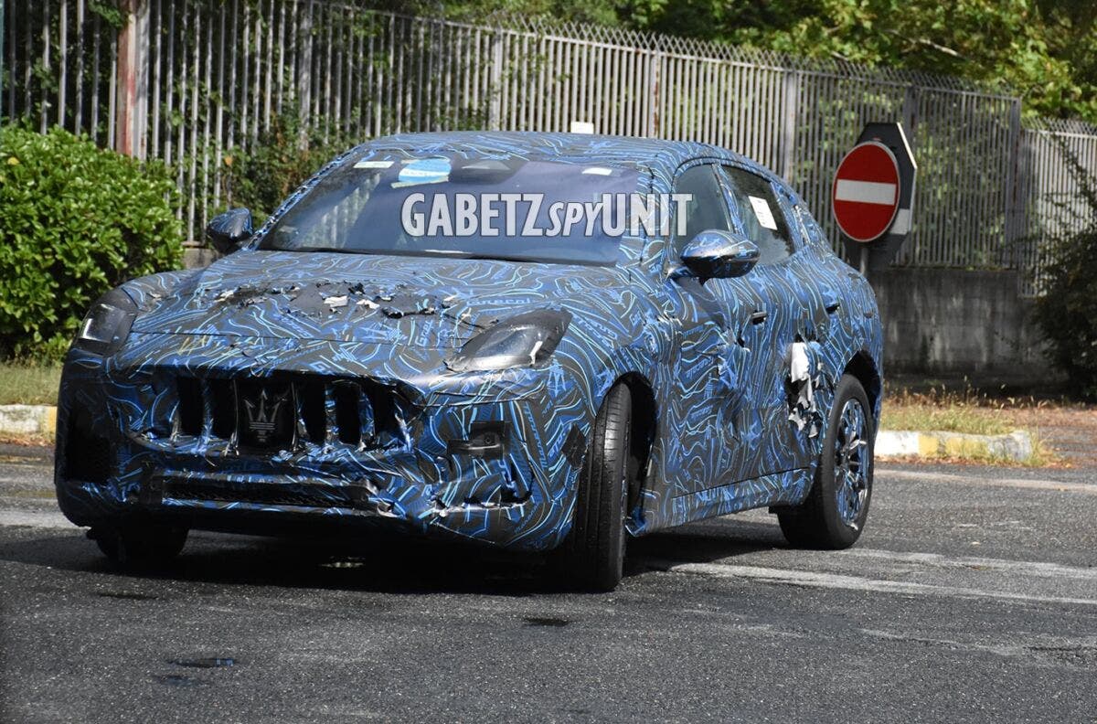 Maserati Grecale nuovo avvistamento foto spia