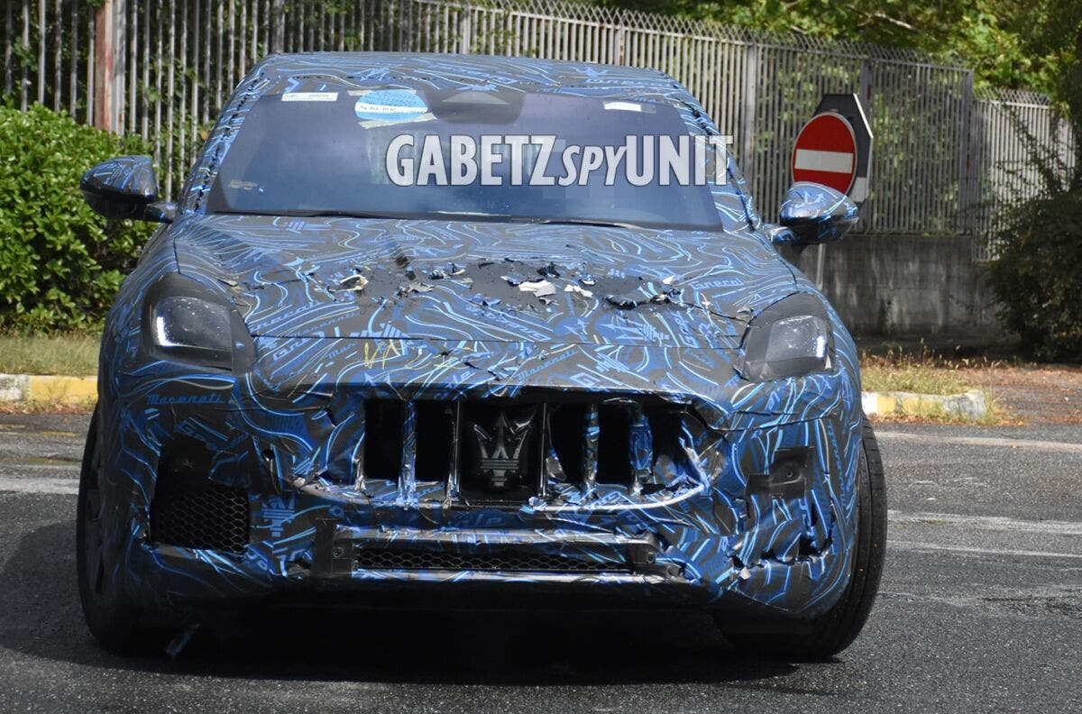 Maserati Grecale nuovo avvistamento foto spia