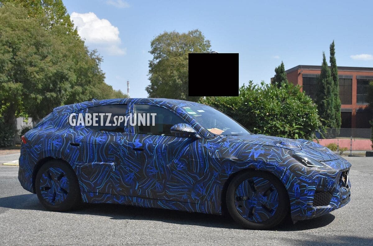 Maserati Grecale nuovo avvistamento foto spia