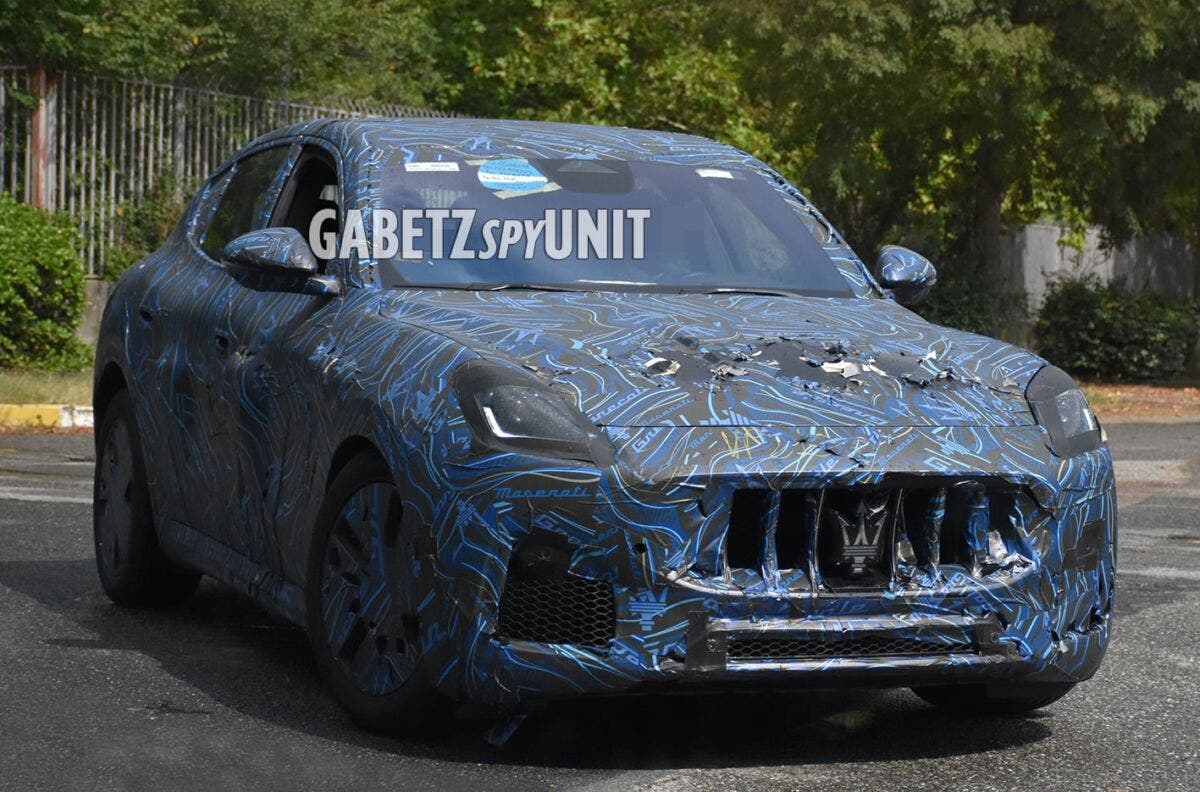 Maserati Grecale nuovo avvistamento foto spia