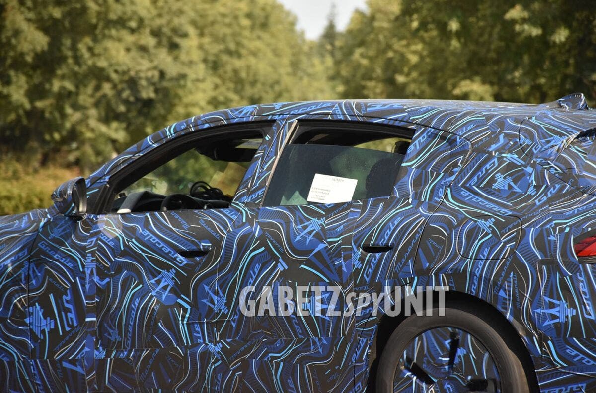 Maserati Grecale nuovo avvistamento foto spia