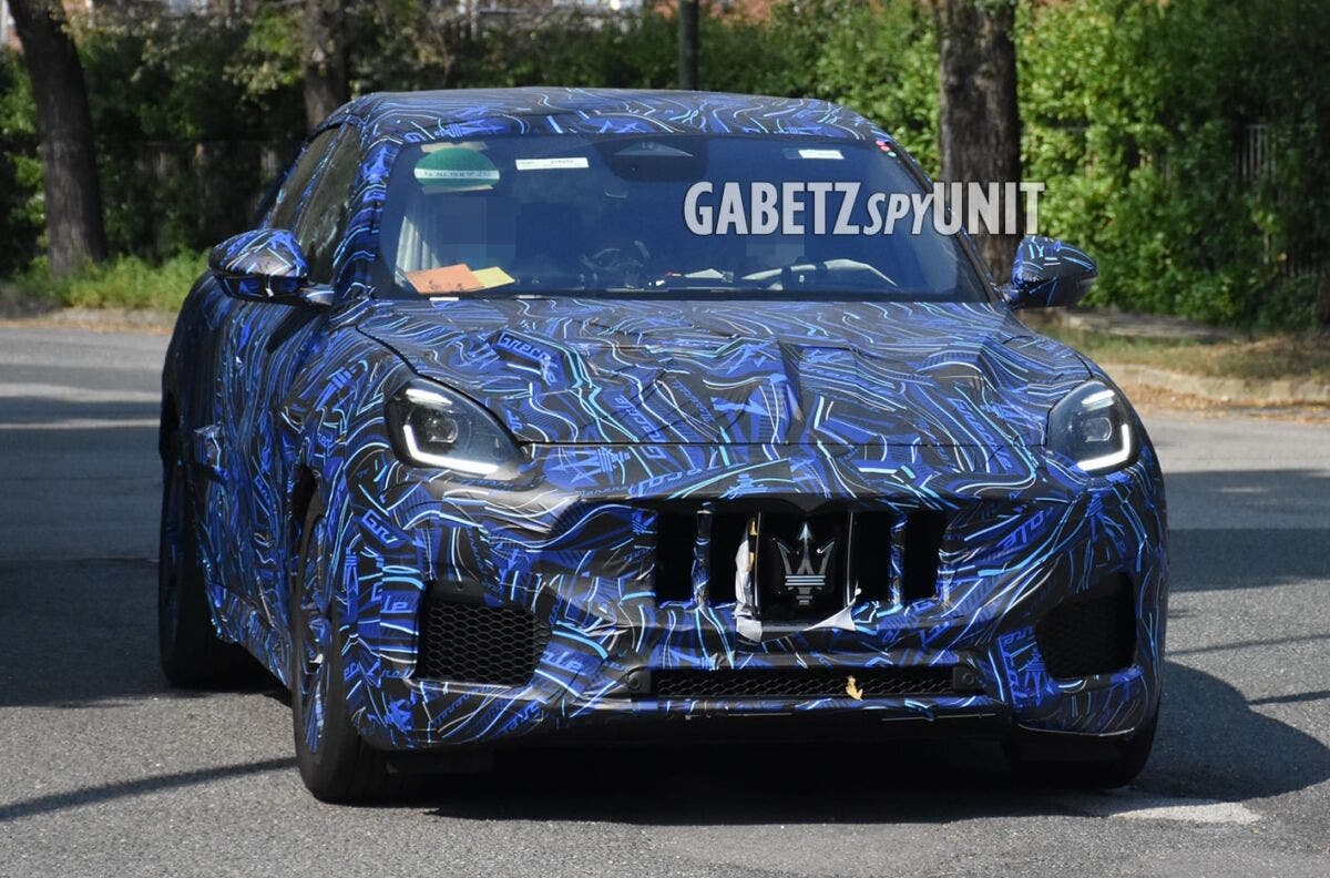 Maserati Grecale nuovo avvistamento foto spia