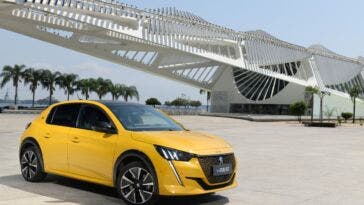 Peugeot e-208 GT Brasile