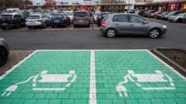 sosta auto elettrica