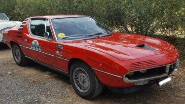 Alfa Romeo Montreal