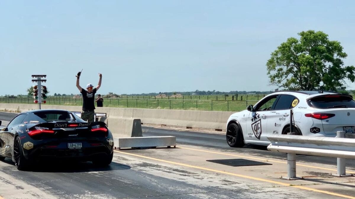 Alfa Romeo Stelvio Quadrifoglio vs McLaren 756LT vs Lamborghini Aventador SVJ drag race