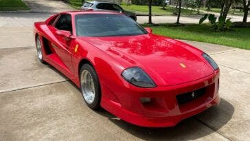 Chevrolet Camaro 1985 replica Ferrari
