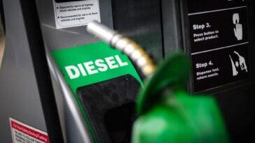 Diesel più costoso per altre accise